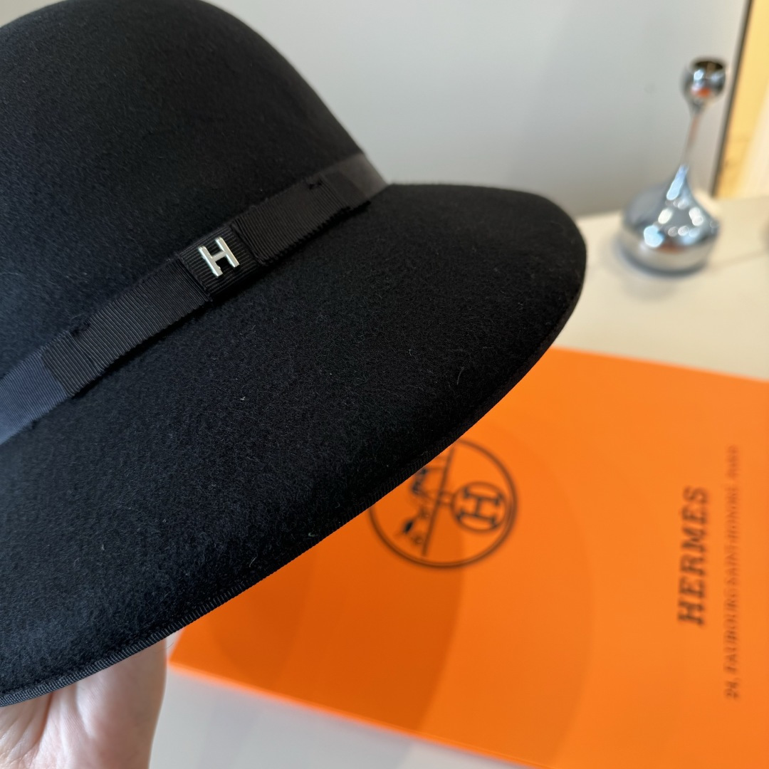 Hermes Bucket Hat