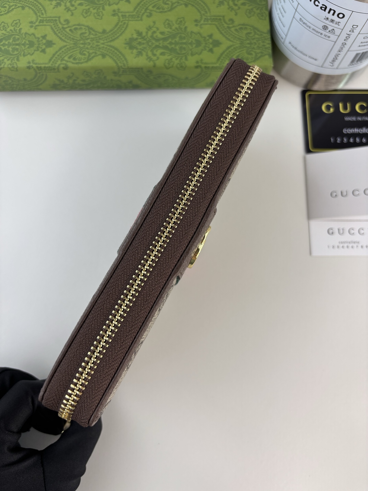 GG Supreme Zipper Wallet