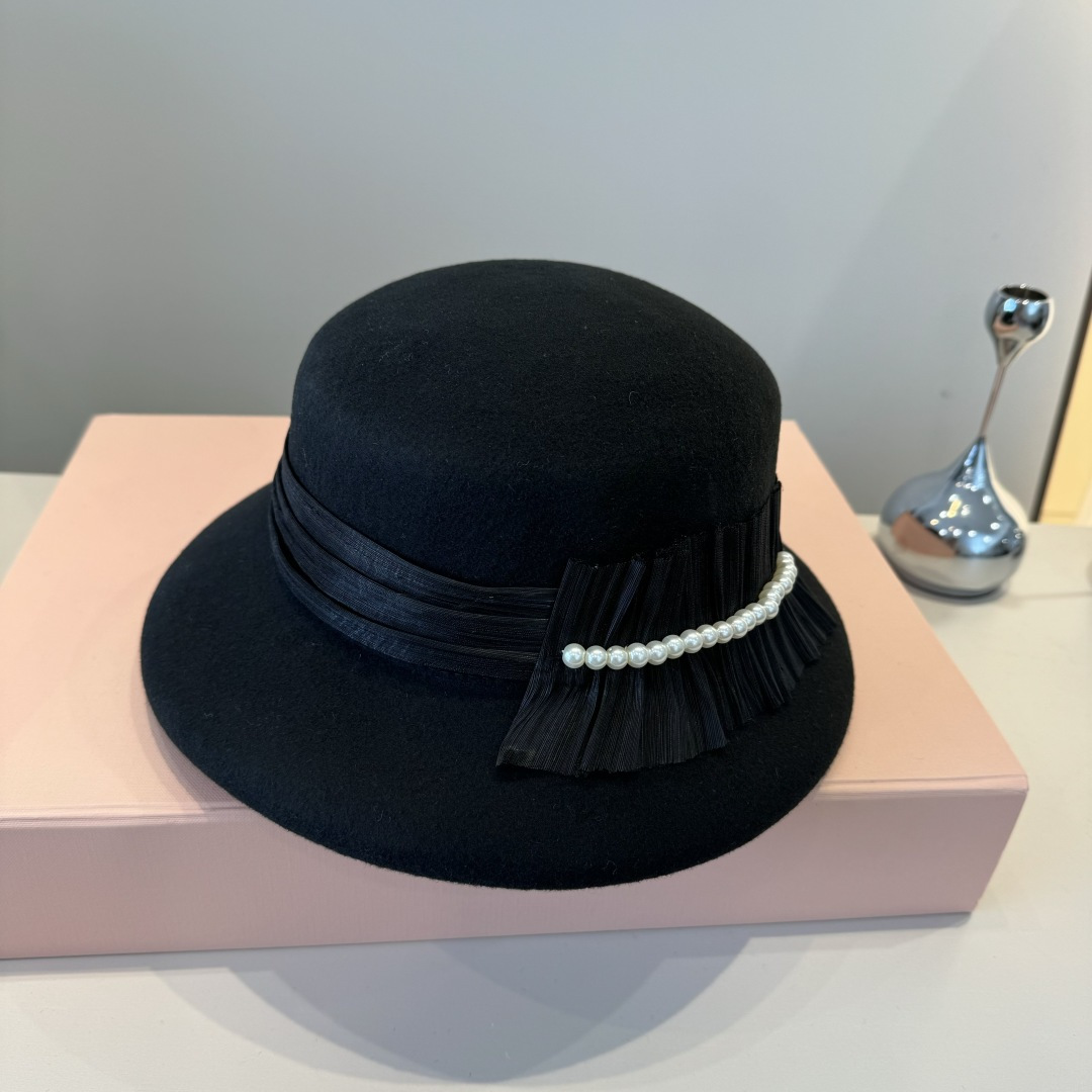 Miumiu Bucket Hat