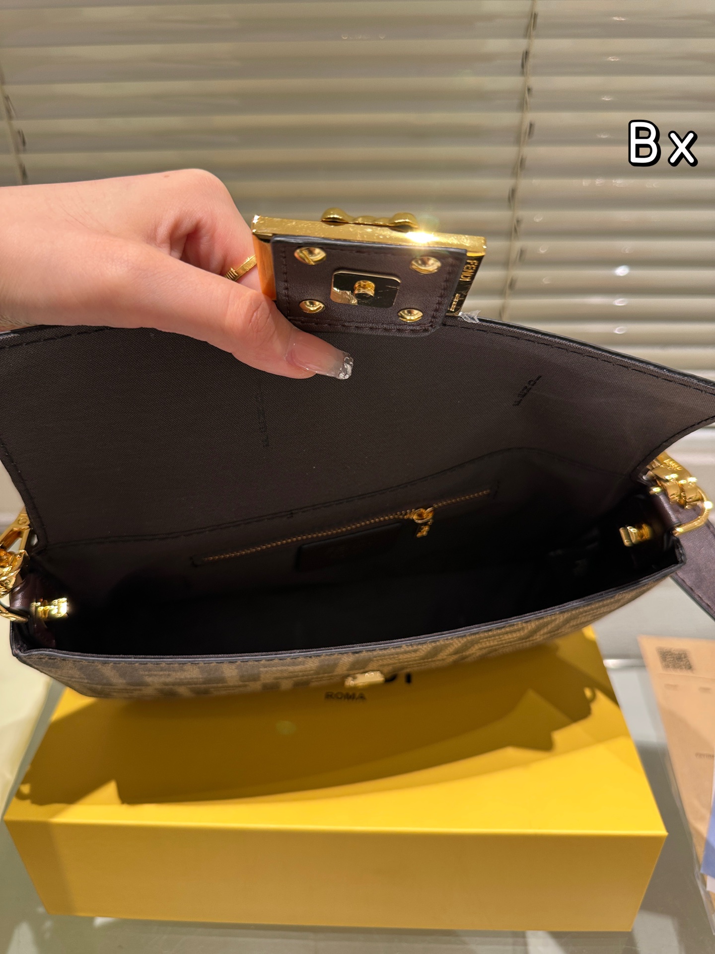 Fendi Fendace