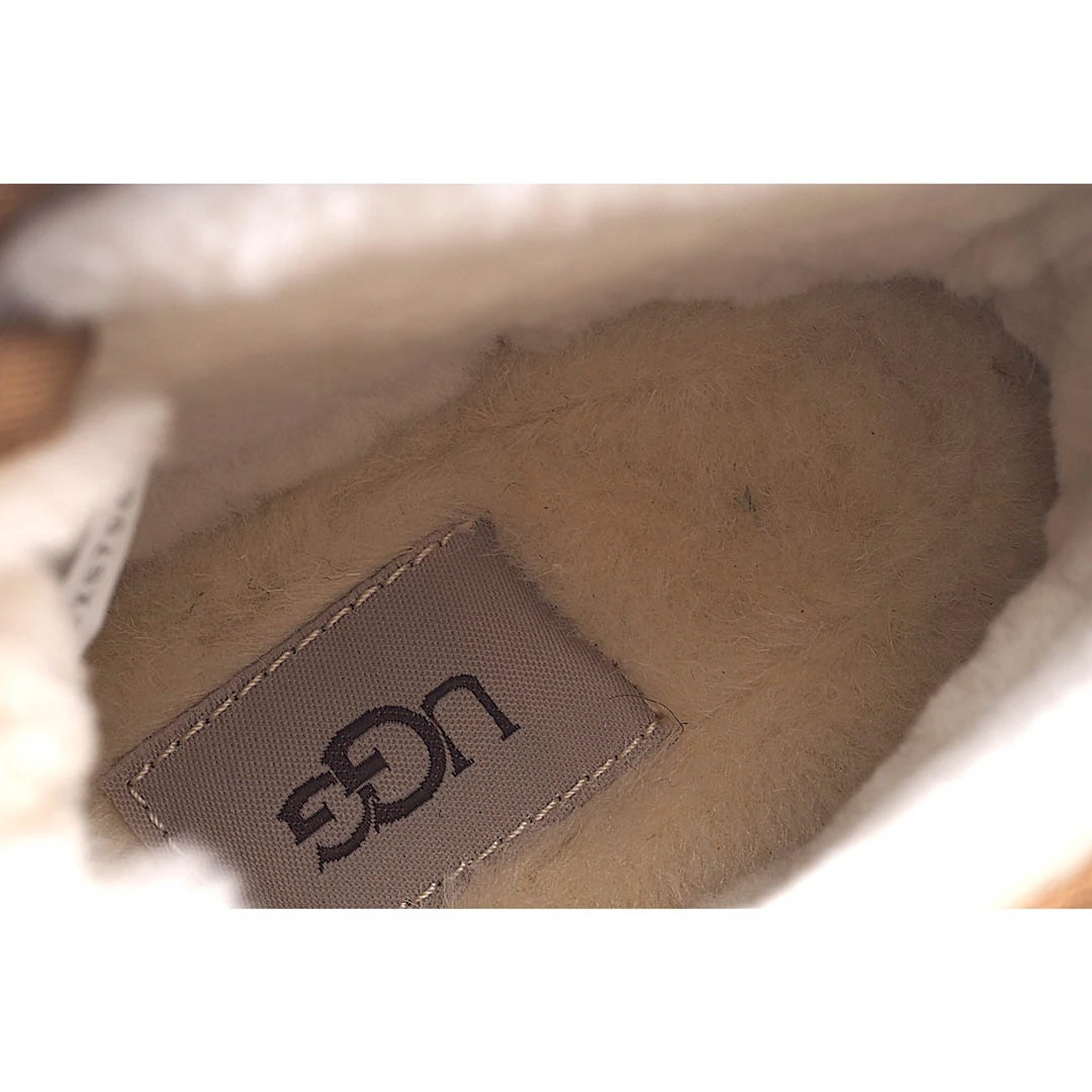 UGG Classic Sneakers Martin Boots