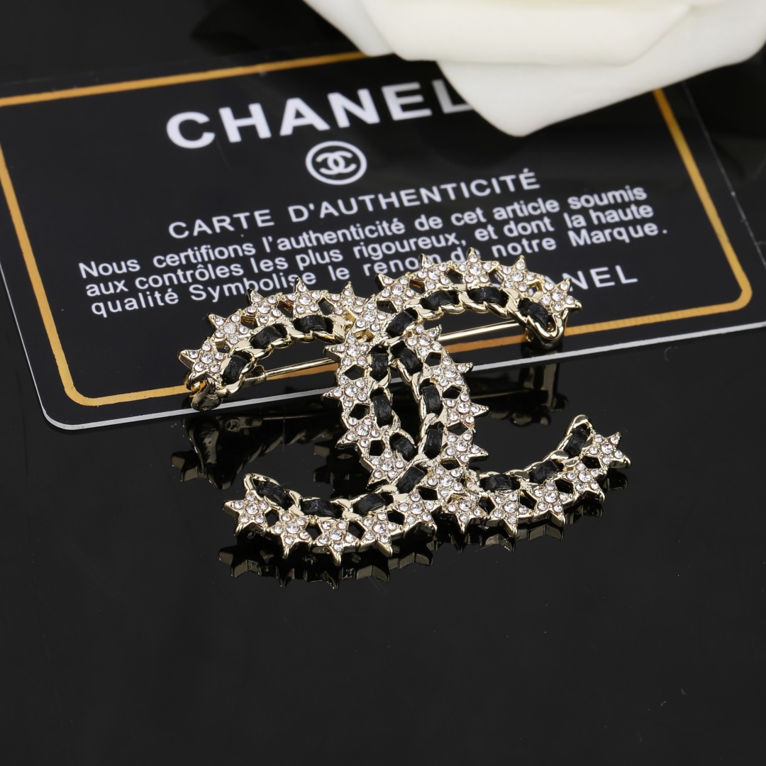 CHANEL Brooch