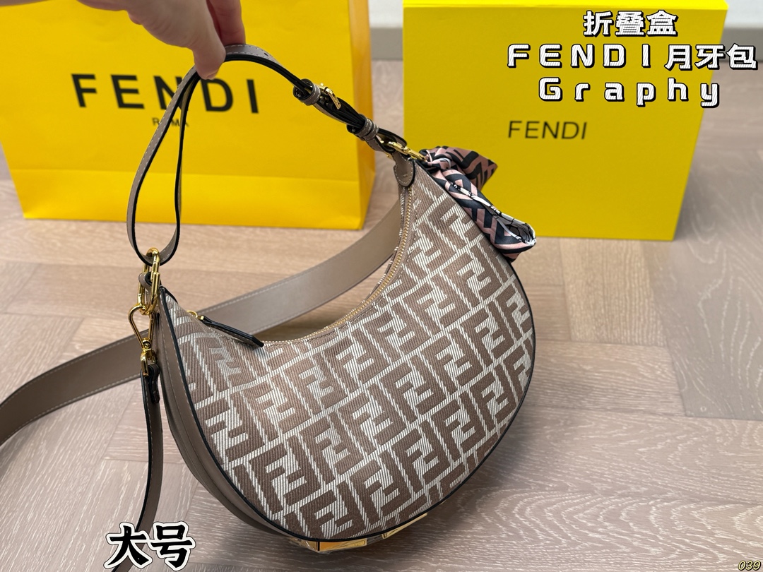 FENDI Graphy Shoulder Bag