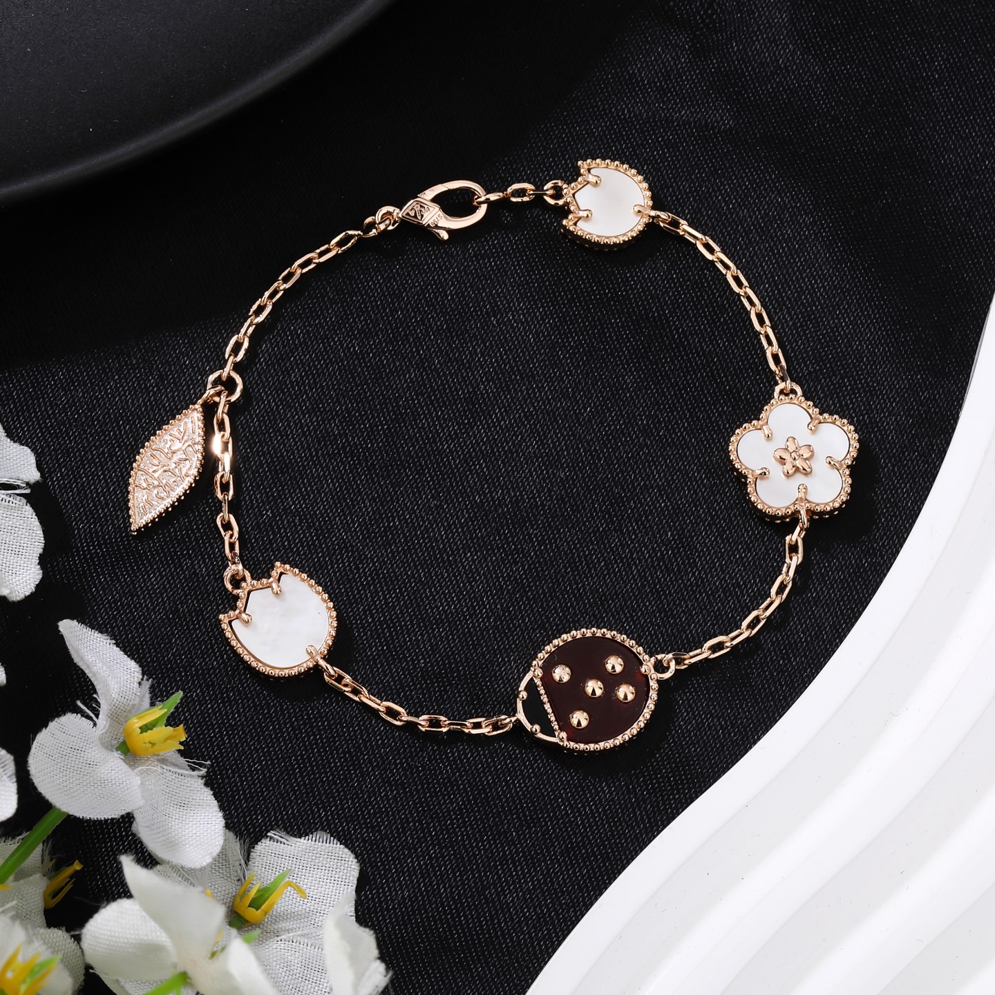 Van Cleef & Arpels Bracelet