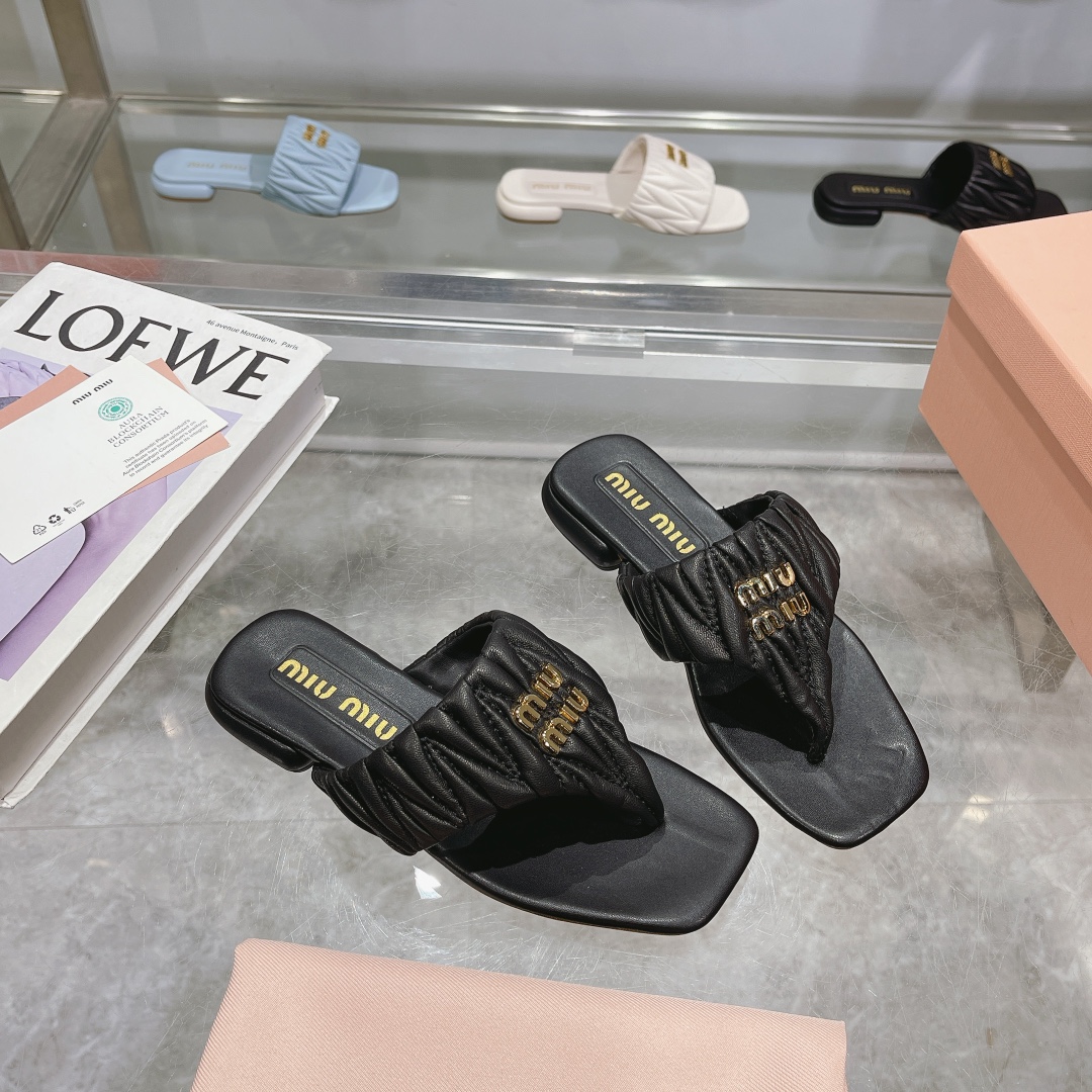 MiuMiu Slippers
