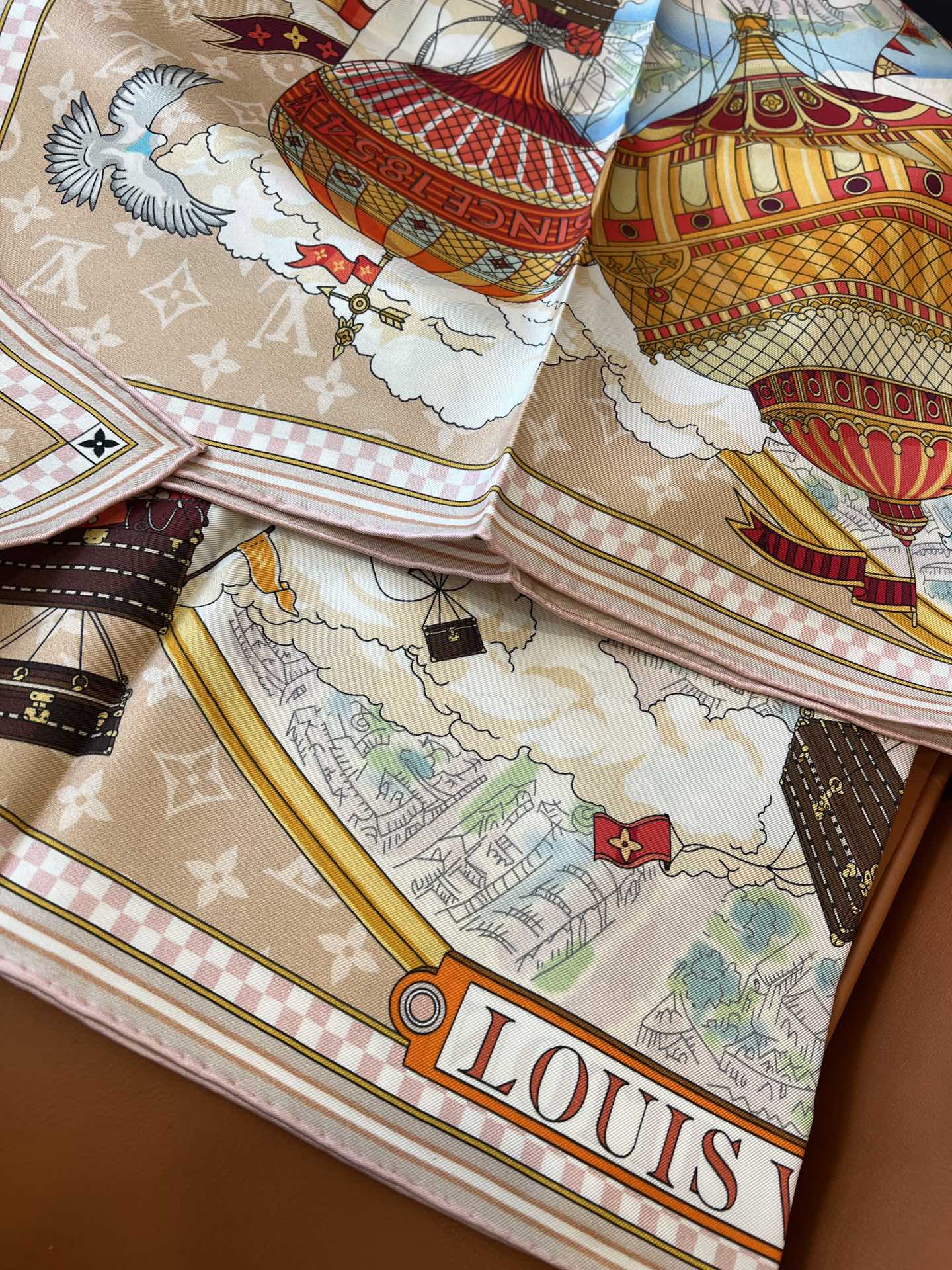 Louis Vuitton Scarves