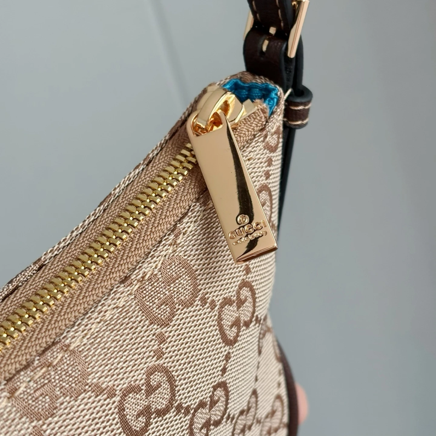 Lady Lunetta Shoulder Bag