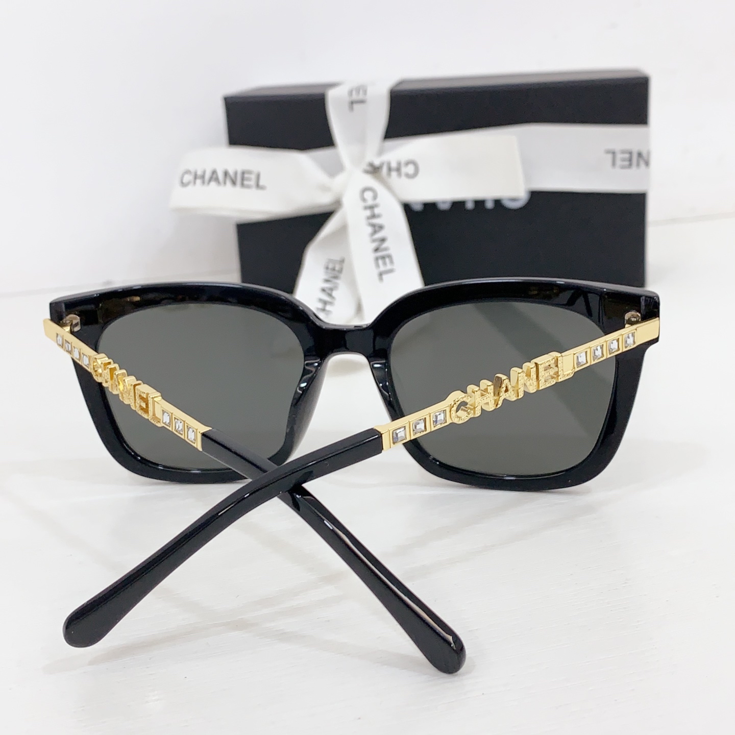 Chanel Sunglass
