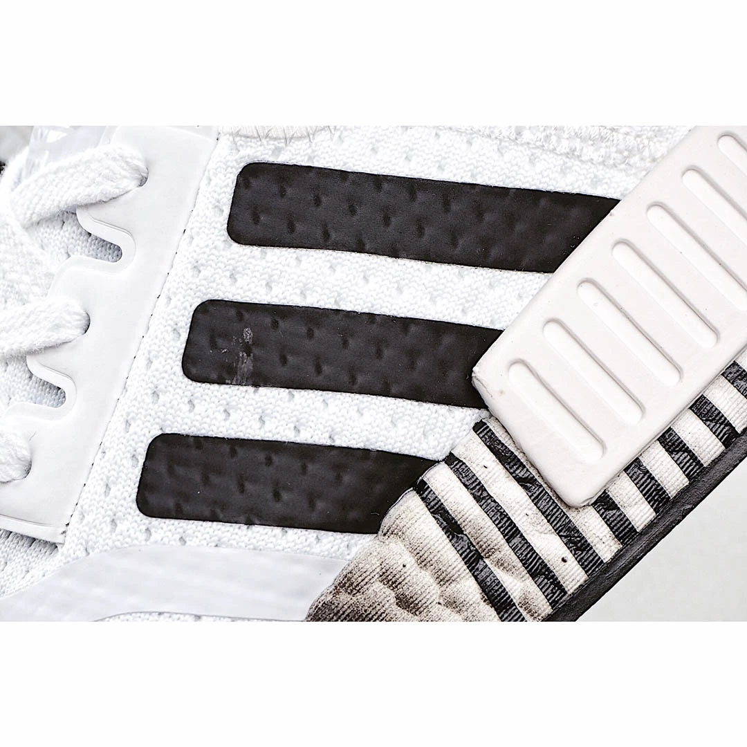 Adidas NMD R-1