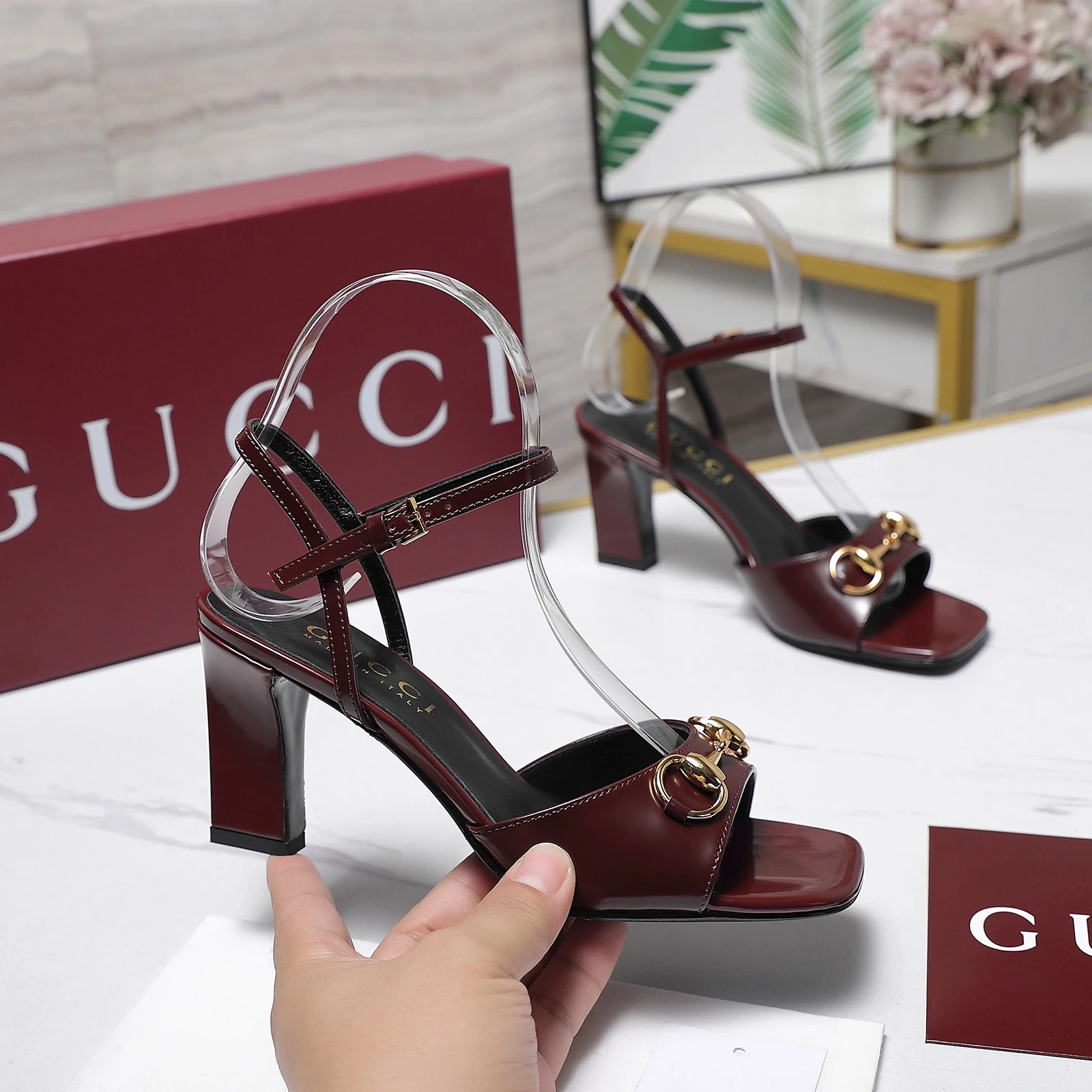 GUCCI New Spring Saddle-Strap Sandals