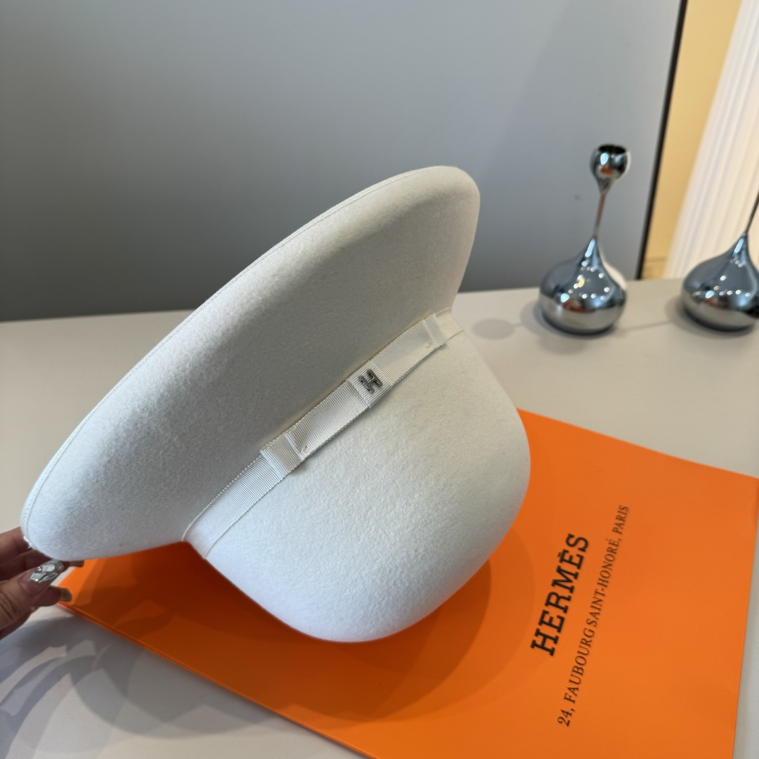Hermes Bucket Hat