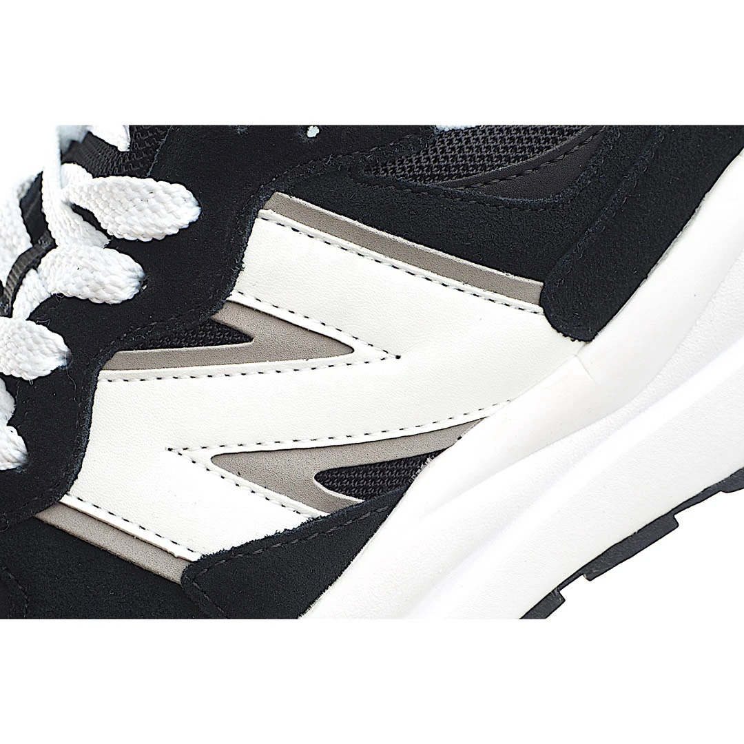 New Balance Casual Sneakers