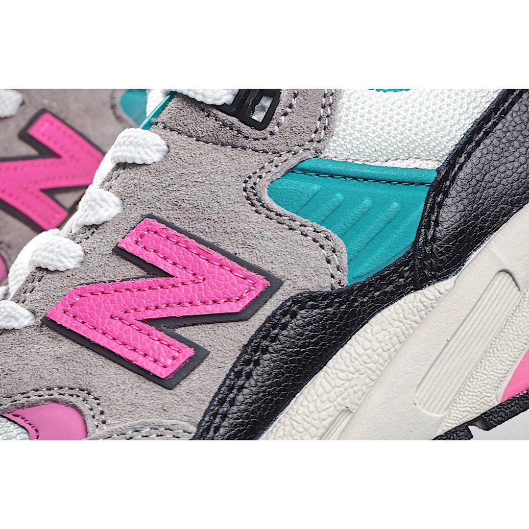 New Balance MRT XG
