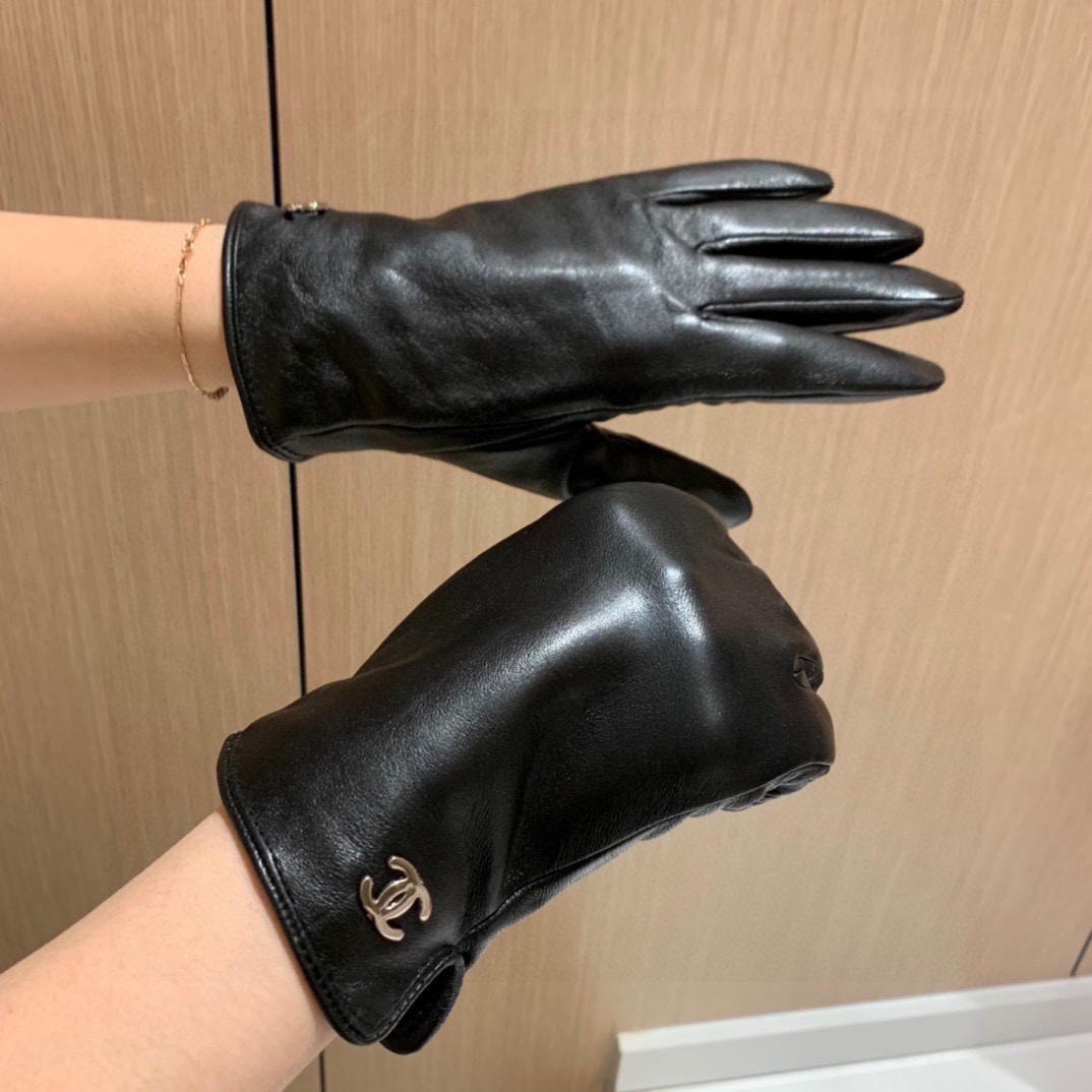 Chanel Gloves