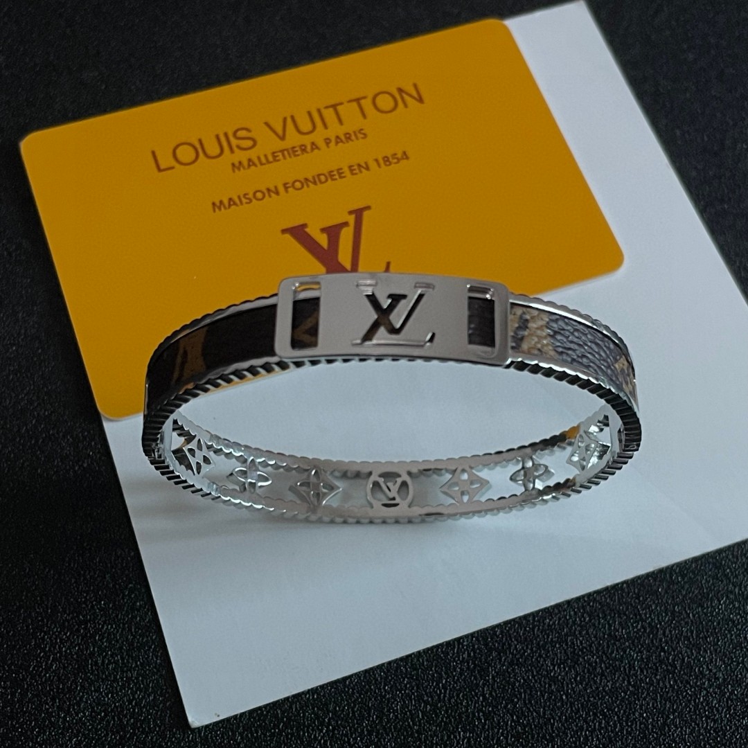 LV Bracelet