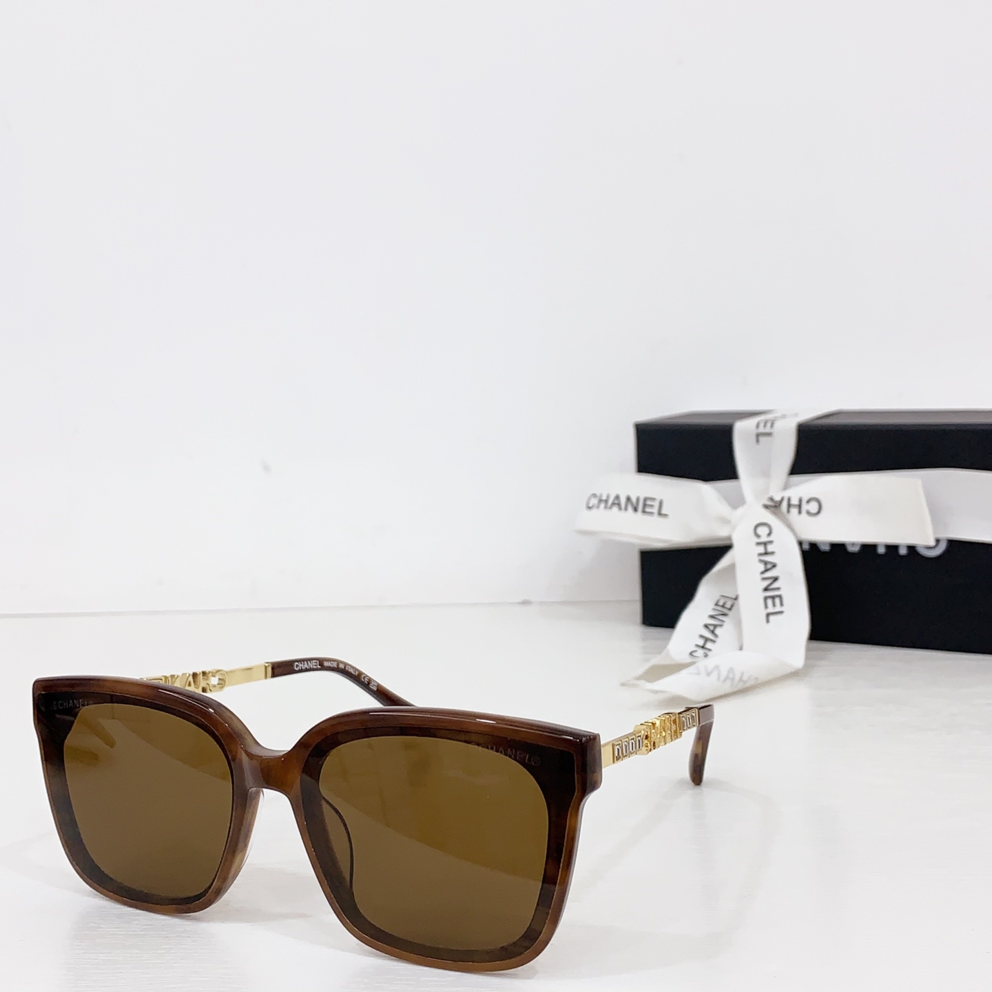 Chanel Sunglass