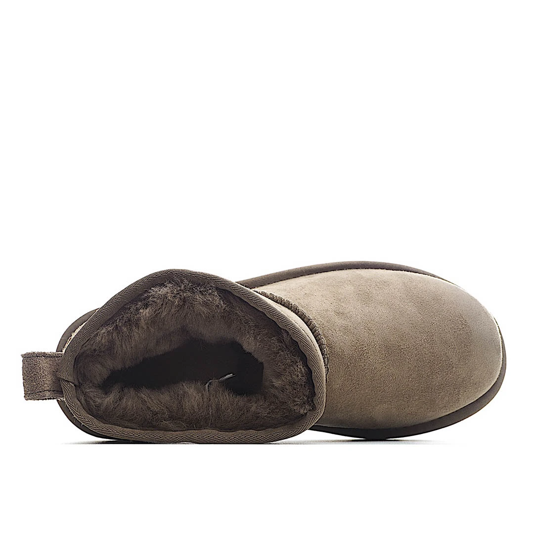 UGG Classic Mini series snow boots