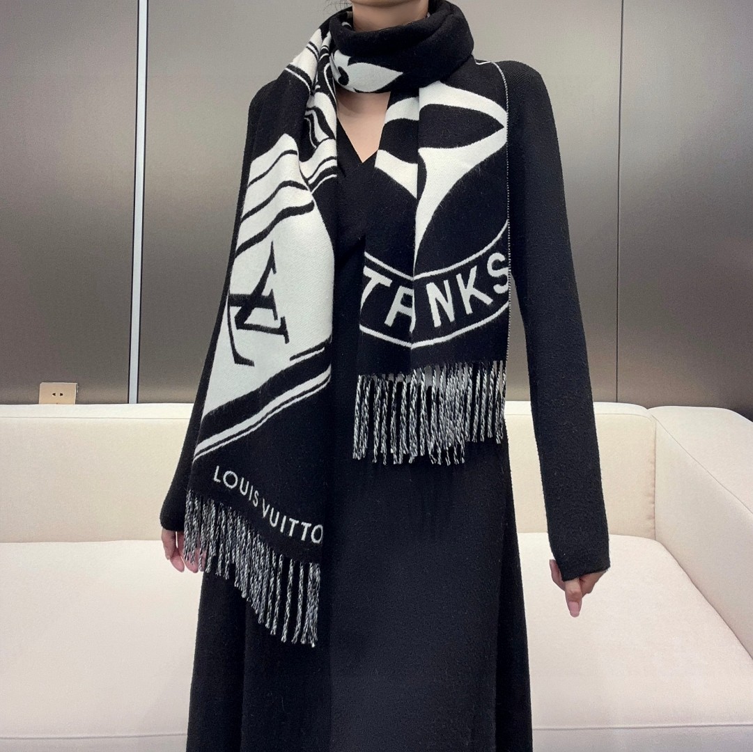 Louis Vuitton Cashmere Wool Scarf