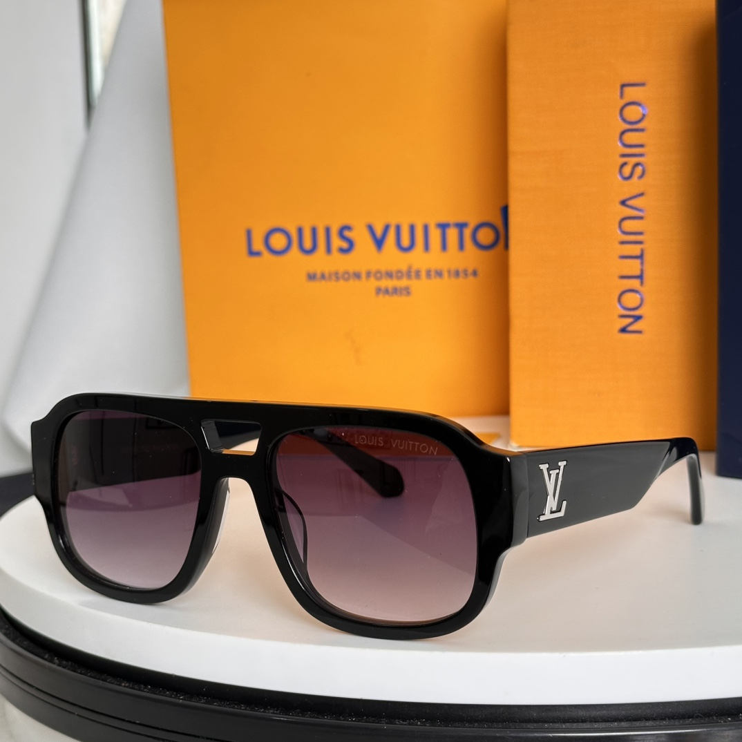 LOUIS VUITTON Glasses