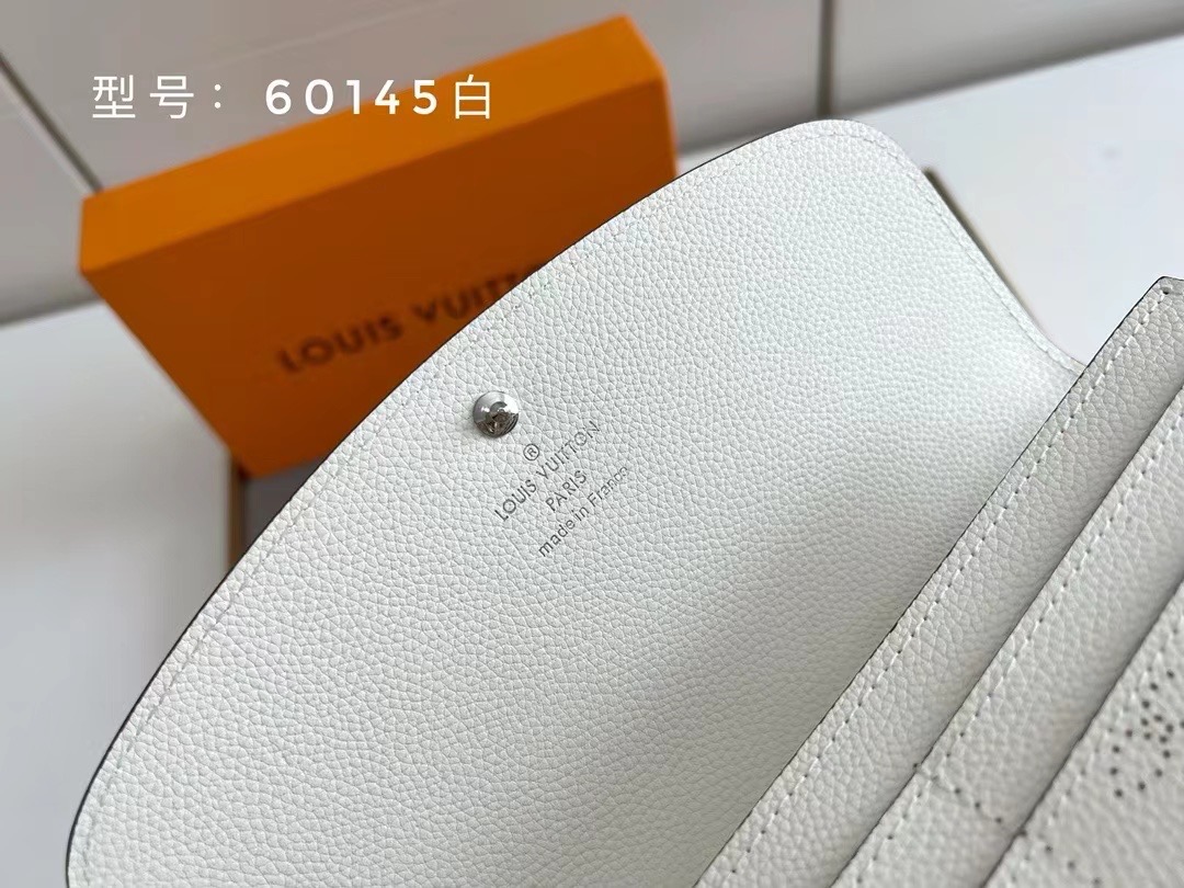 LV Iris
