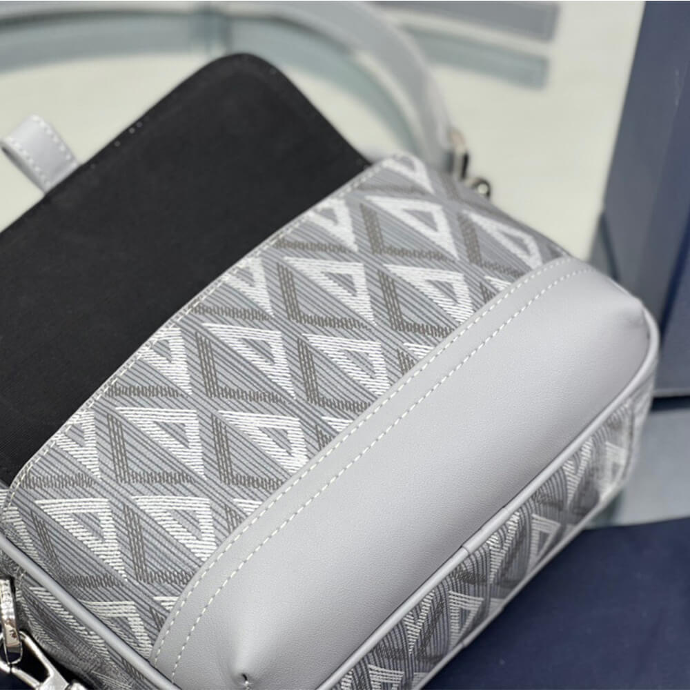 DIOR HIT THE ROAD MESSENGER POUCH