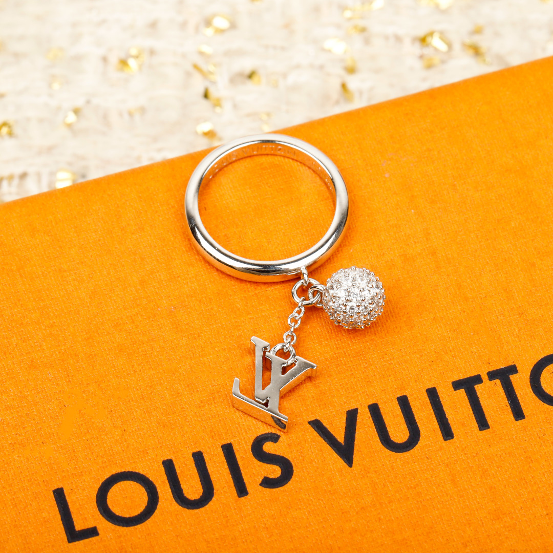 Louis Vuitton Ring