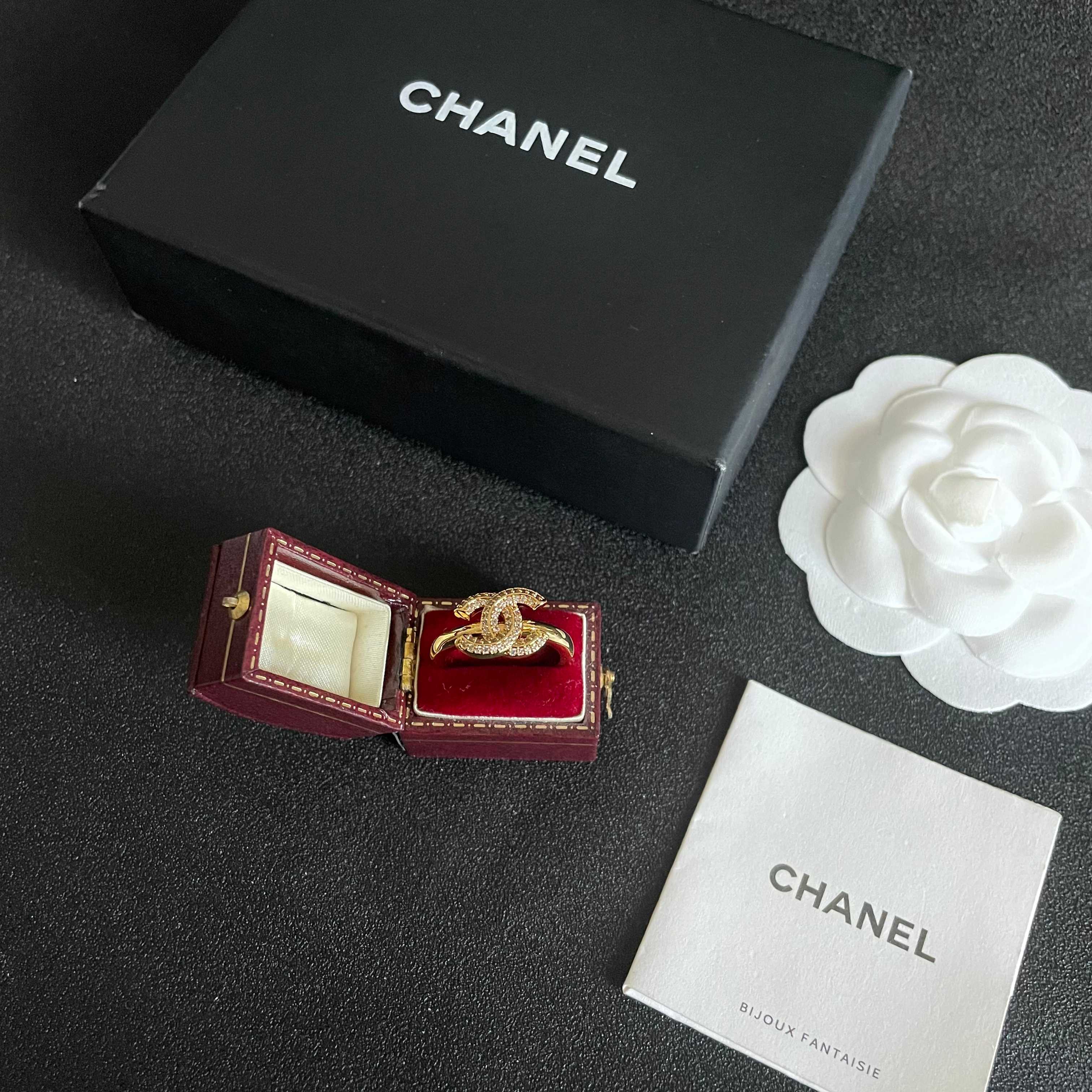Chanel Ring