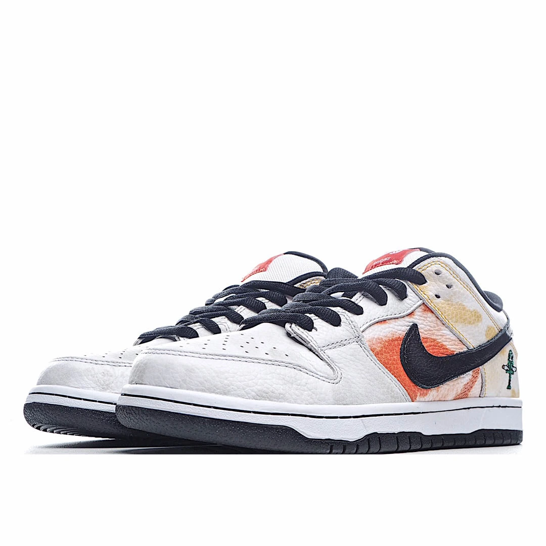 Nike SB Dunk Low &ldquo;Raygun