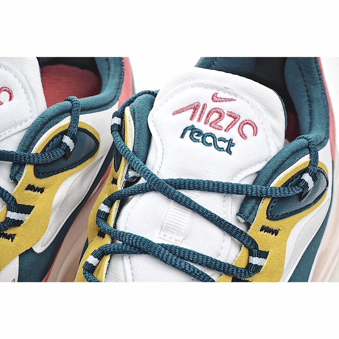 Nike AIR MAX 270 React  AIR MAX