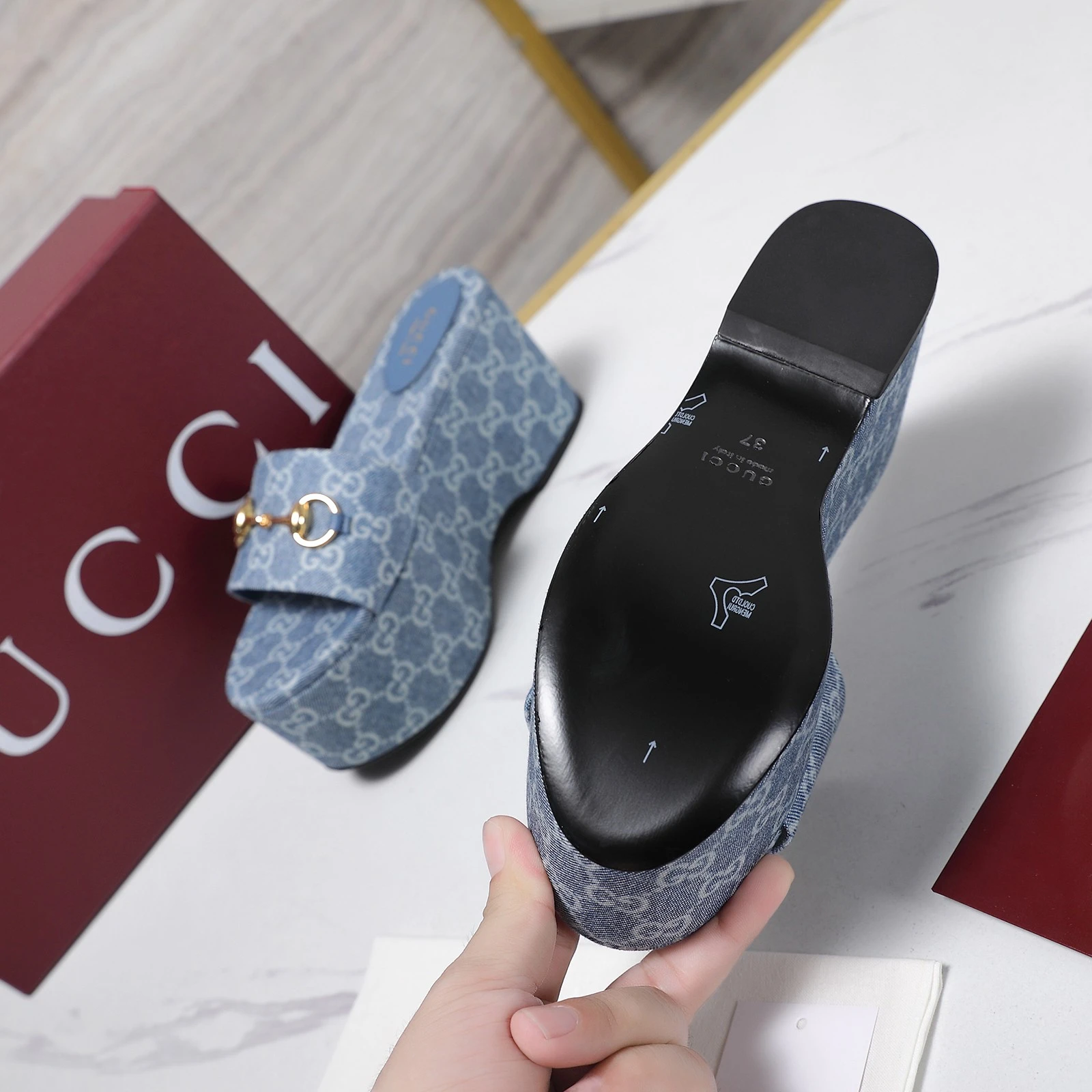 Gucci Slope Water Table Slippers