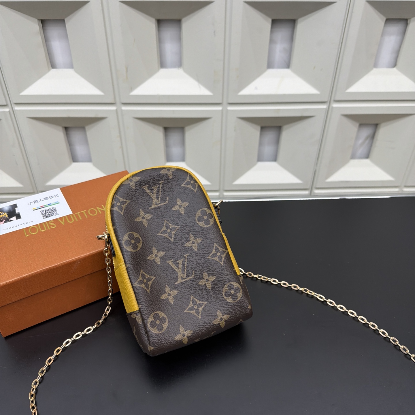 LV Minions Pendant Wallet Key Bag Earphone Bag