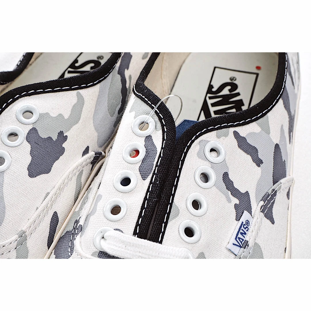 Vans Authentic Low-Top Sneakers