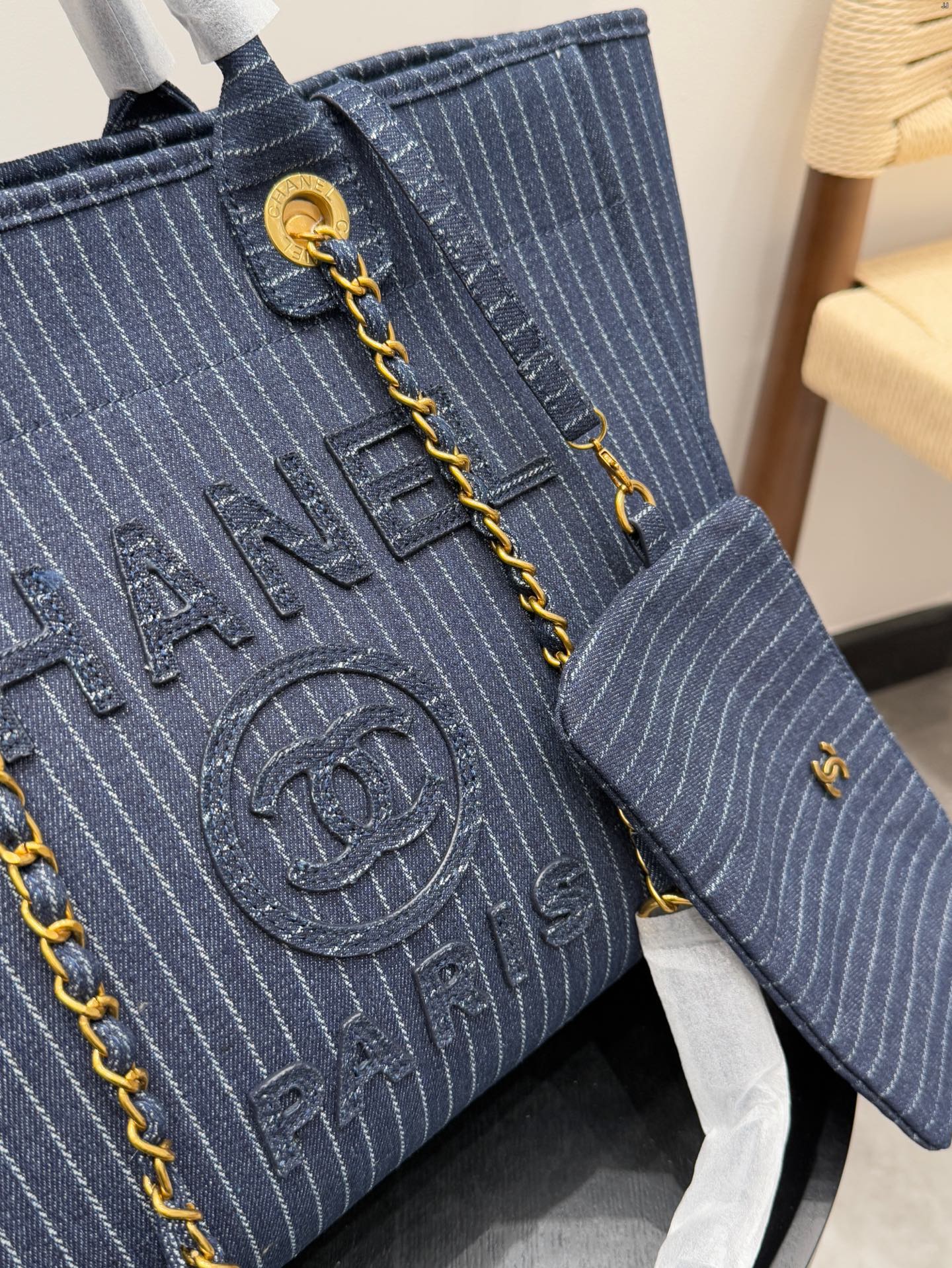 Chanel Tote Bag