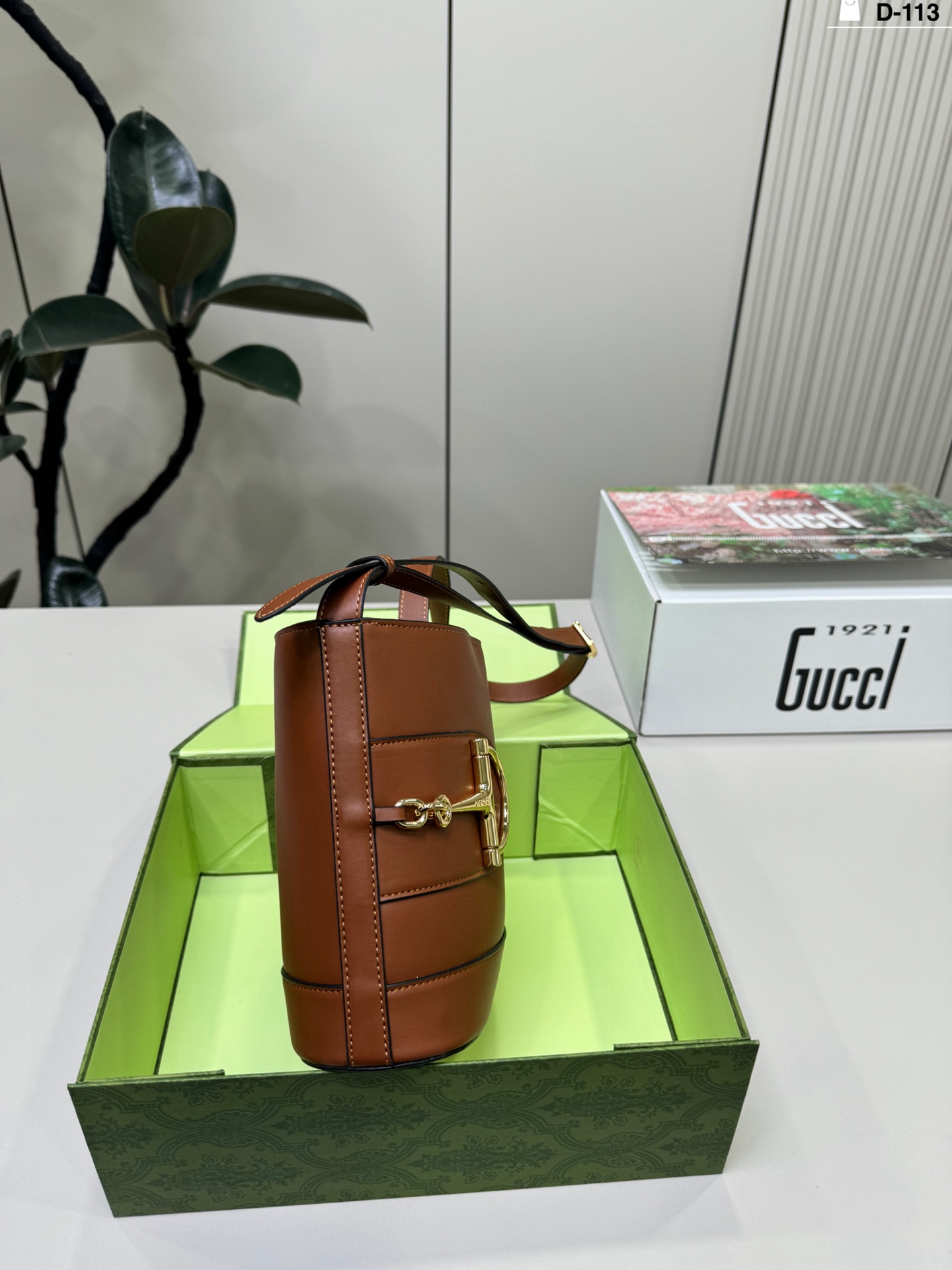 Gucci73 Bucket Bag