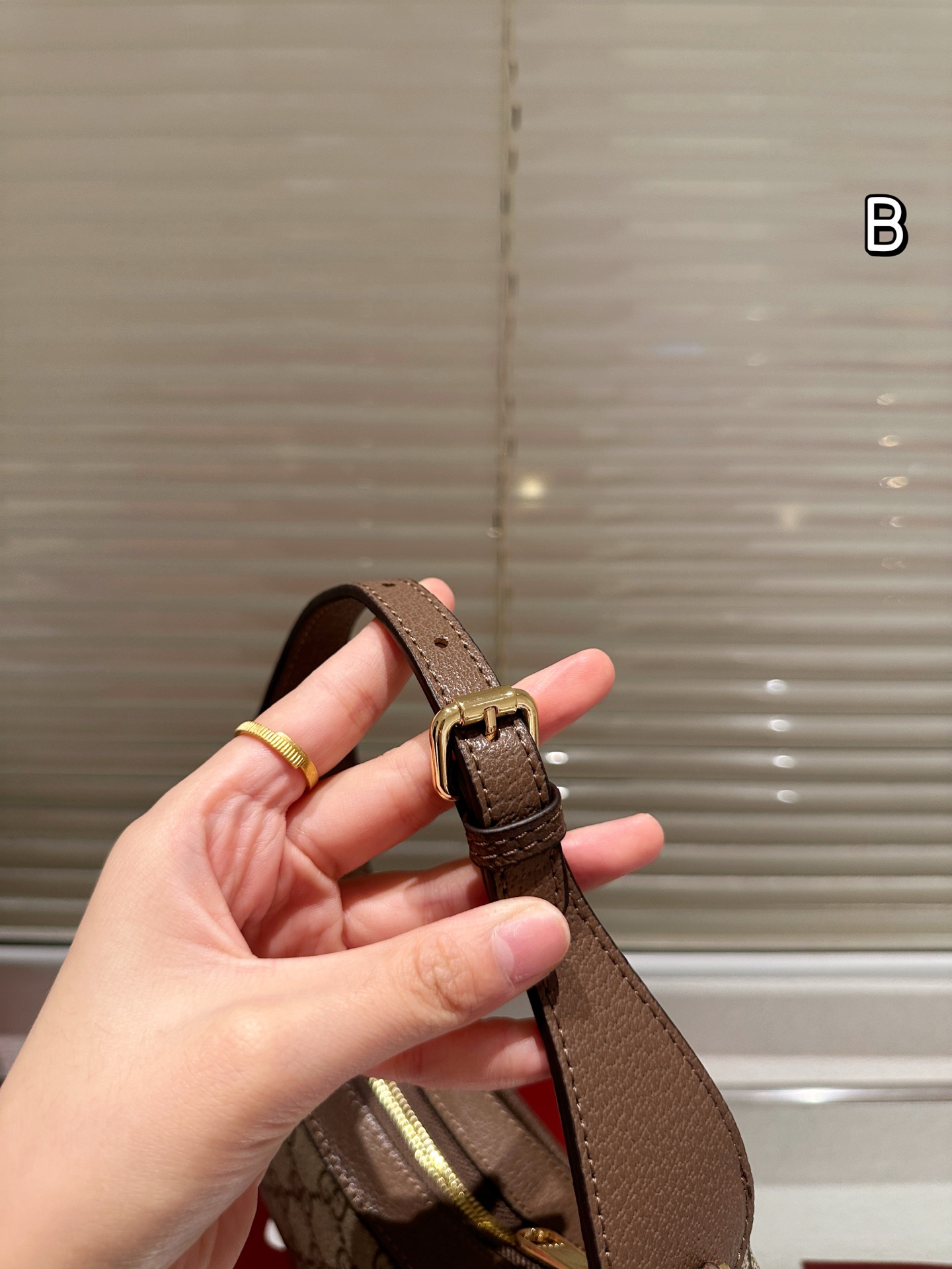 GG Marmont Handle Bag