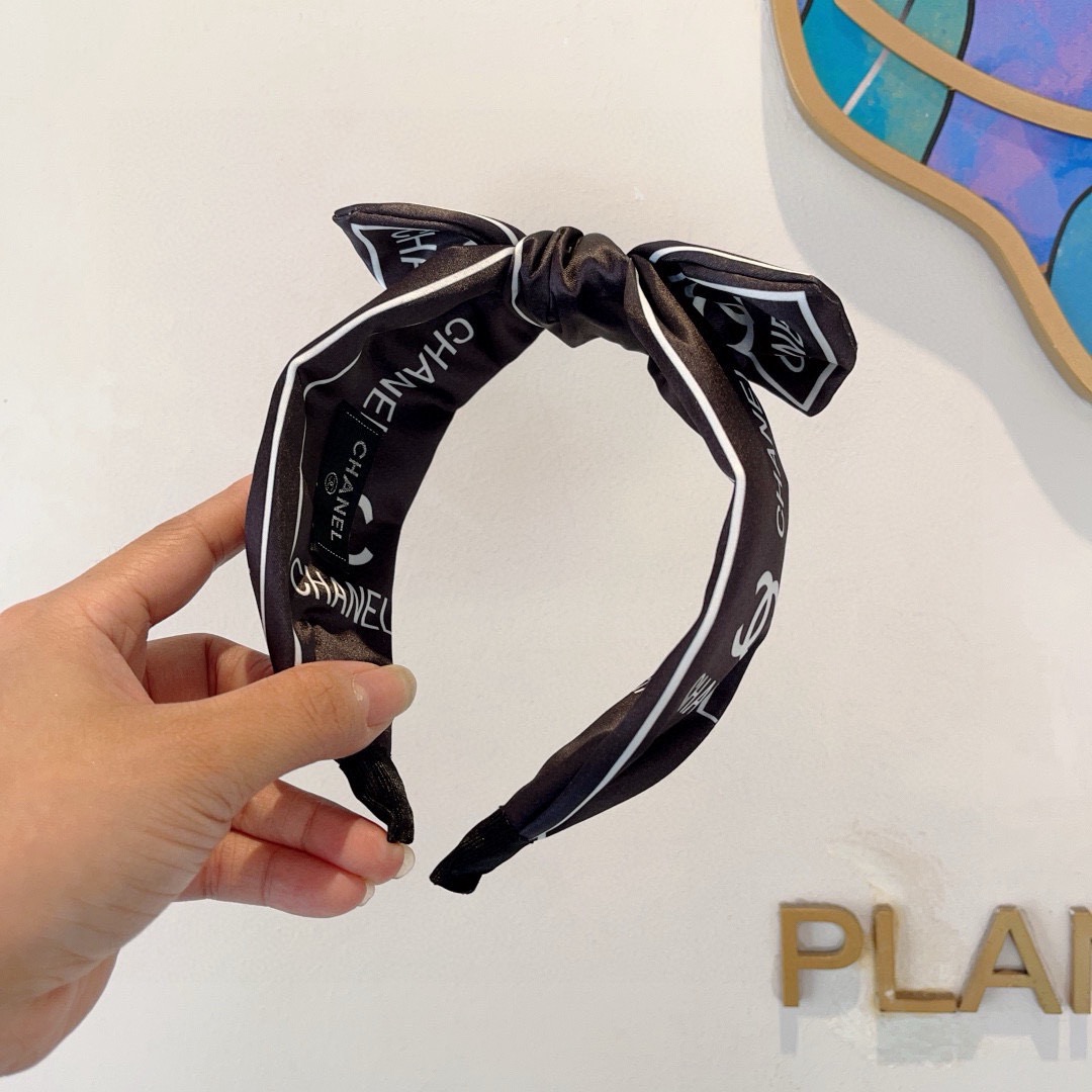 Chanel hairband