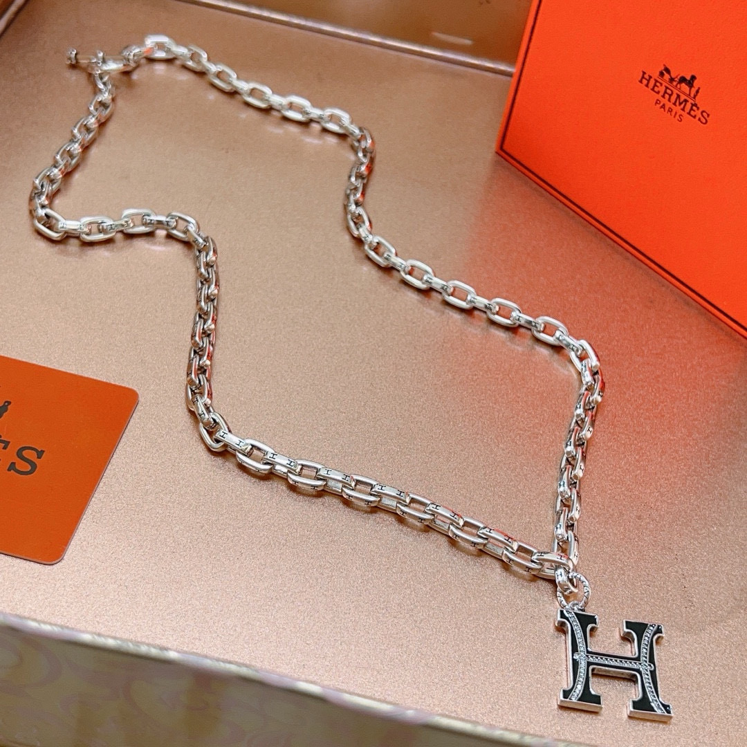 HERMES necklace
