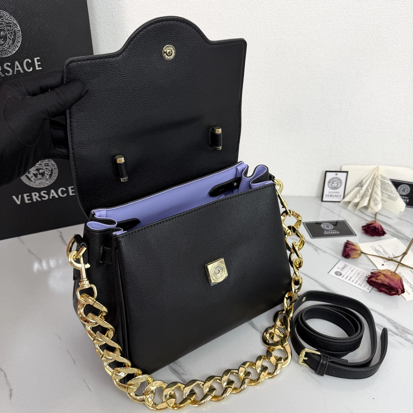 Versave LaMedusa