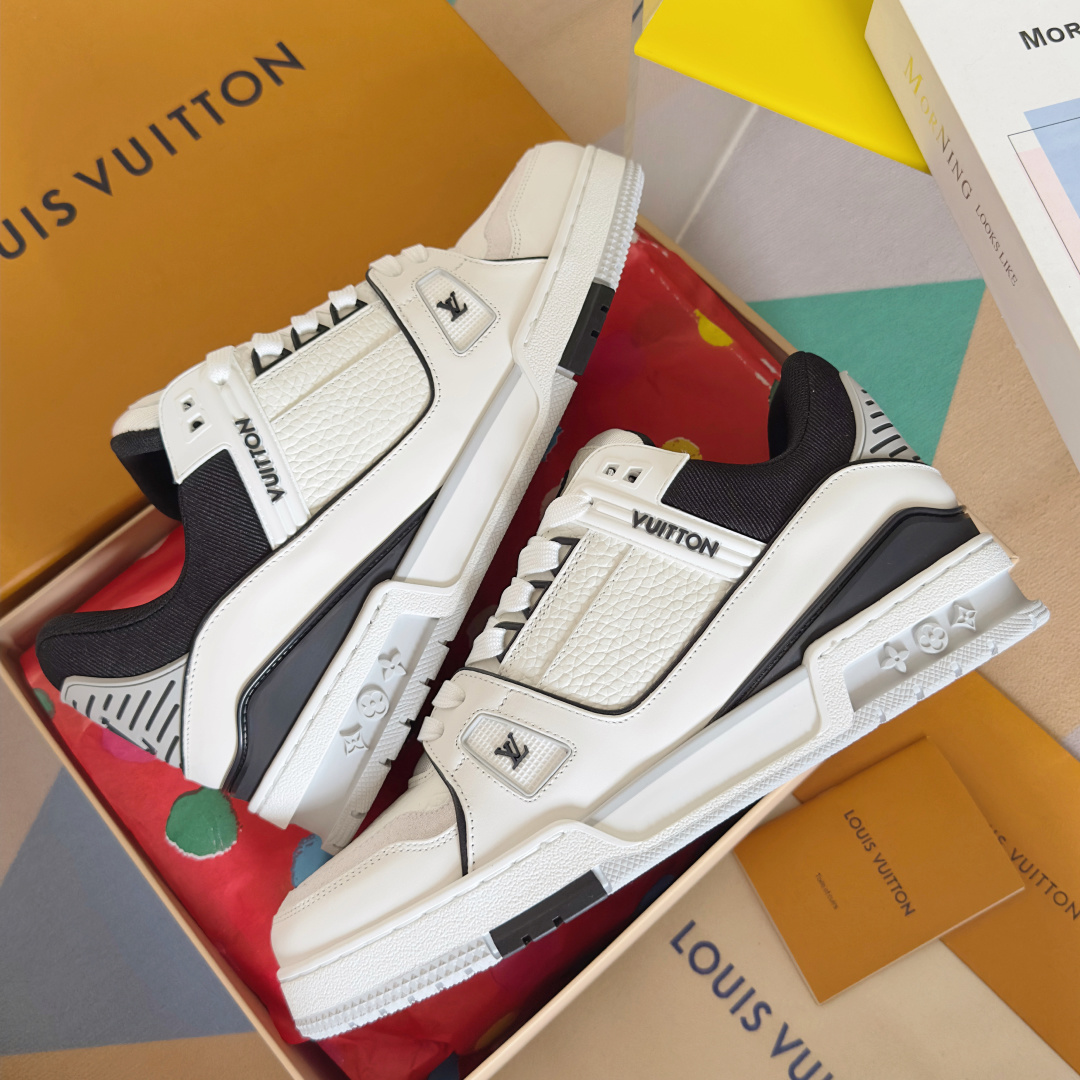 Louis Vuitton Trainer shoe