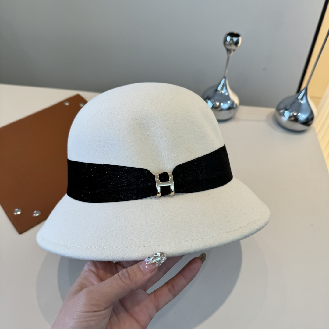 Hermes Bucket Hat