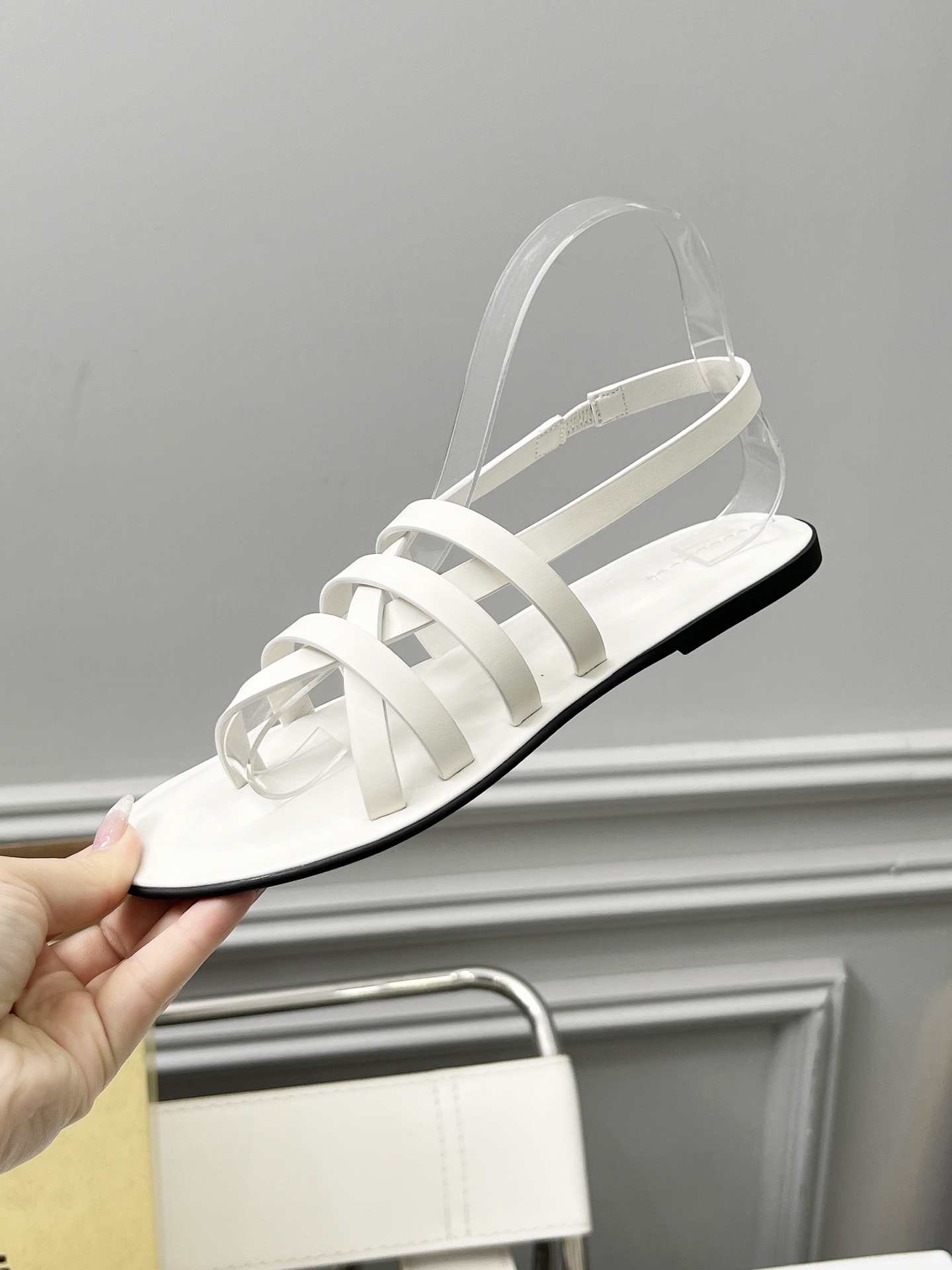 The row Slippers