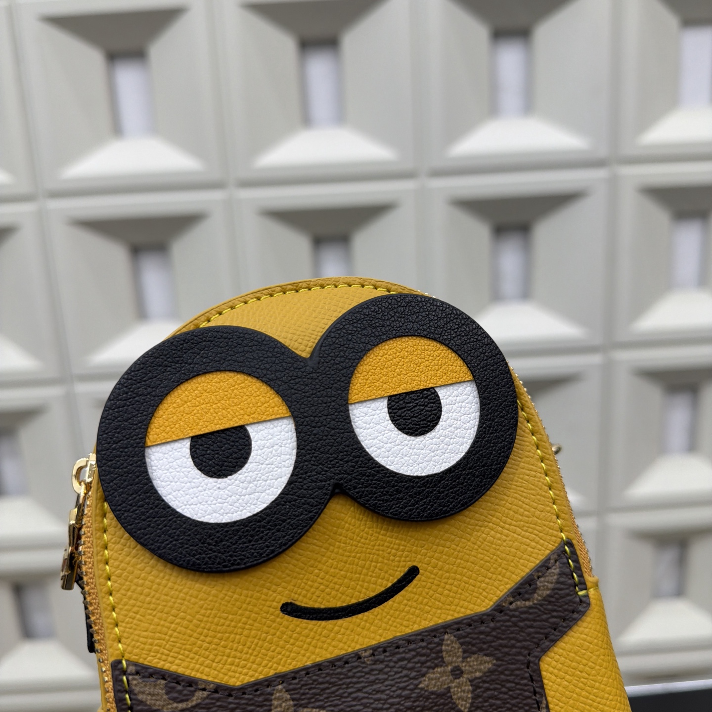 LV Minions Pendant Wallet Key Bag Earphone Bag