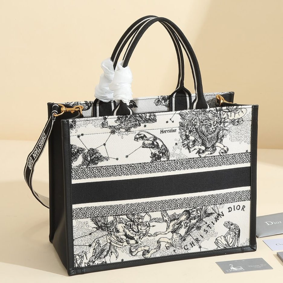 Medium Dior Book Tote