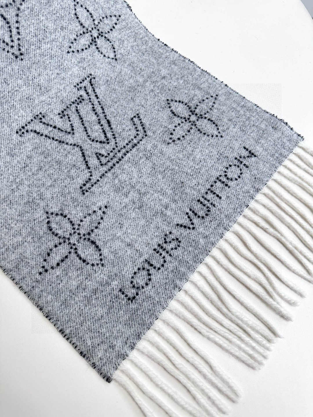 Louis Vuitton Cashmere Wool Scarf