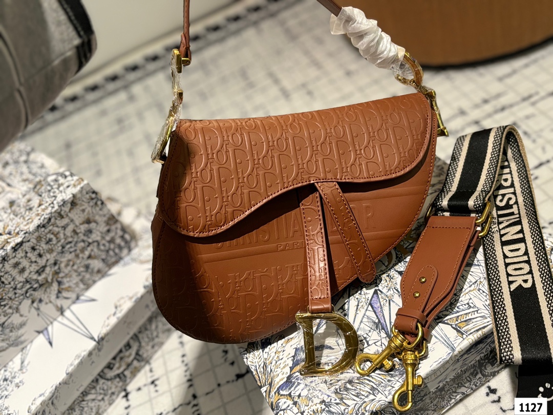 Dior Saddle Bag
