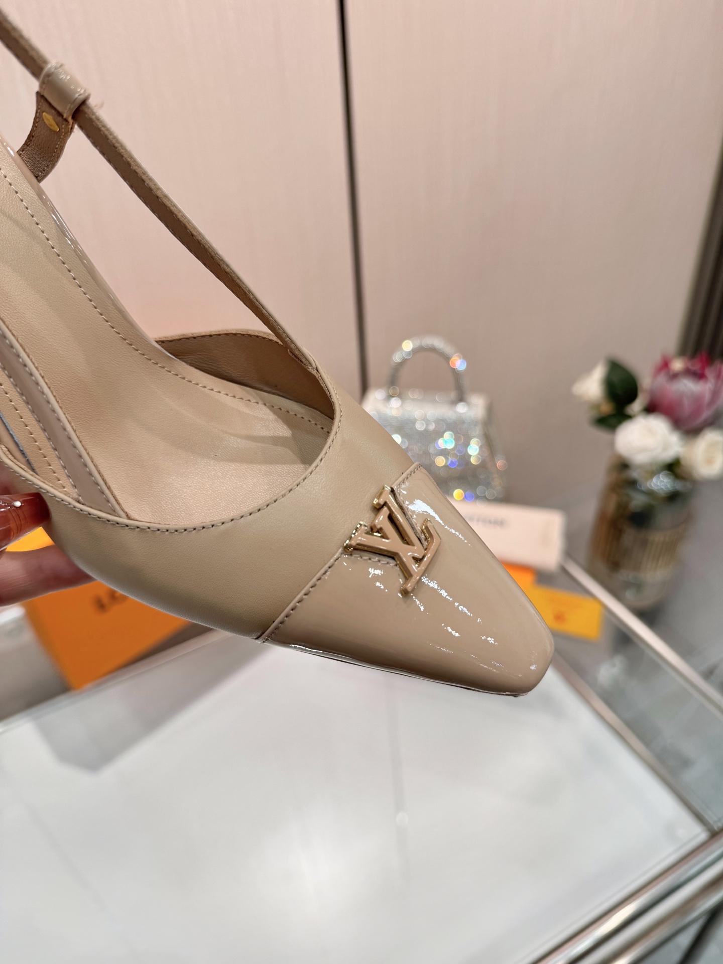 LV 2026 Early Spring Open-Back Shoes