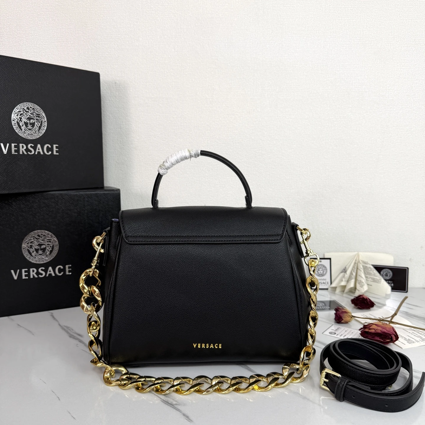 Versave LaMedusa