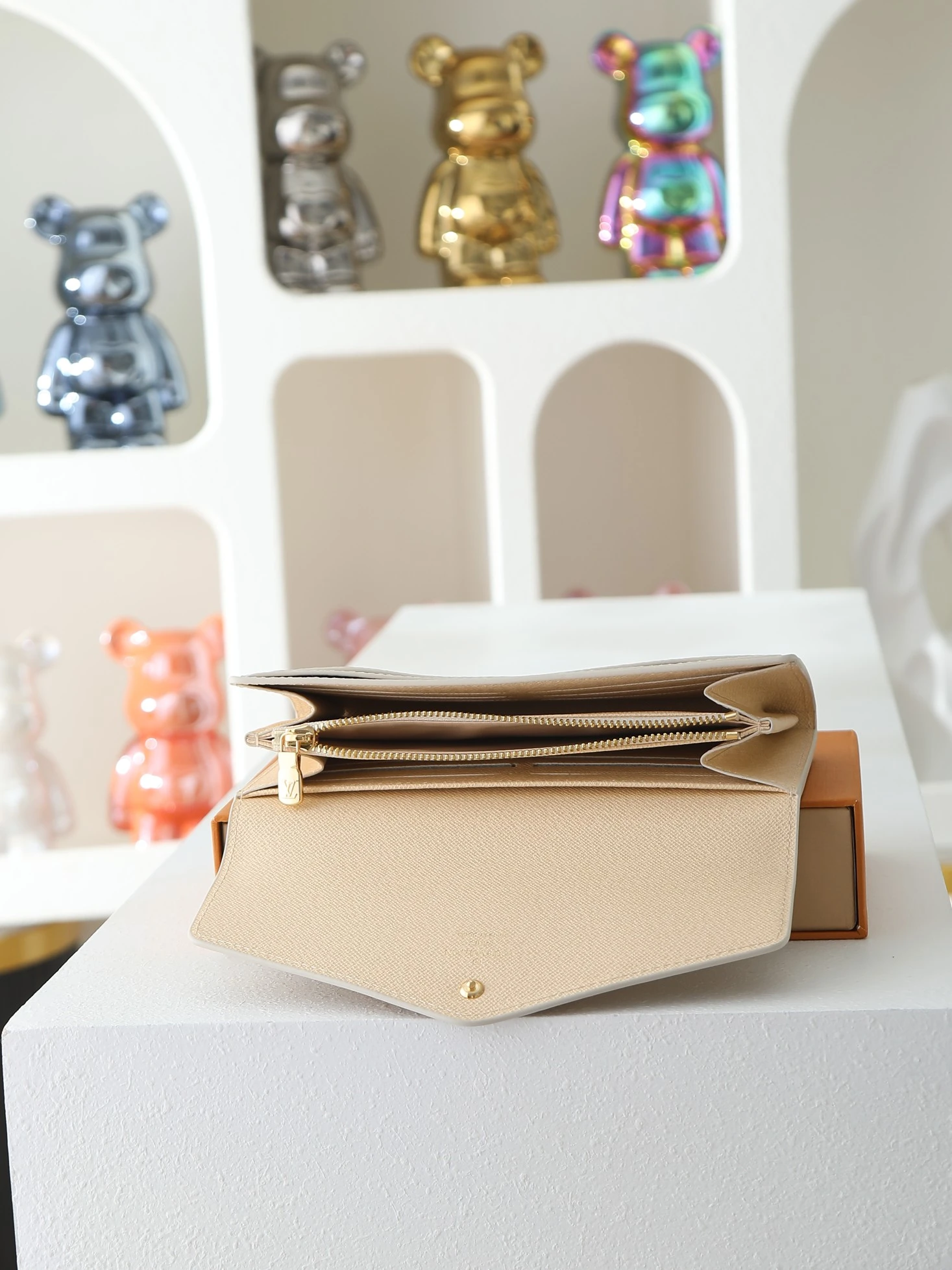 LV Wallet