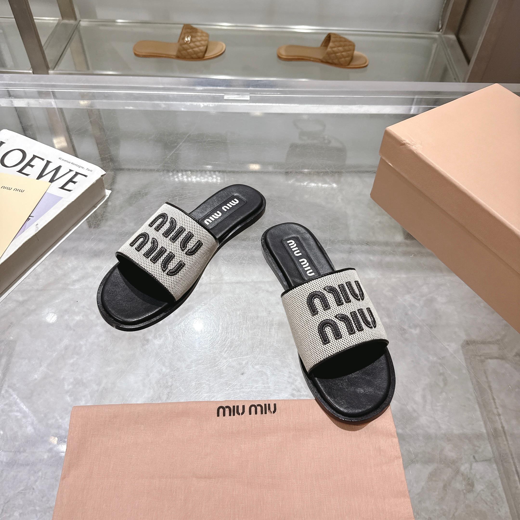 MiuMiu Slippers