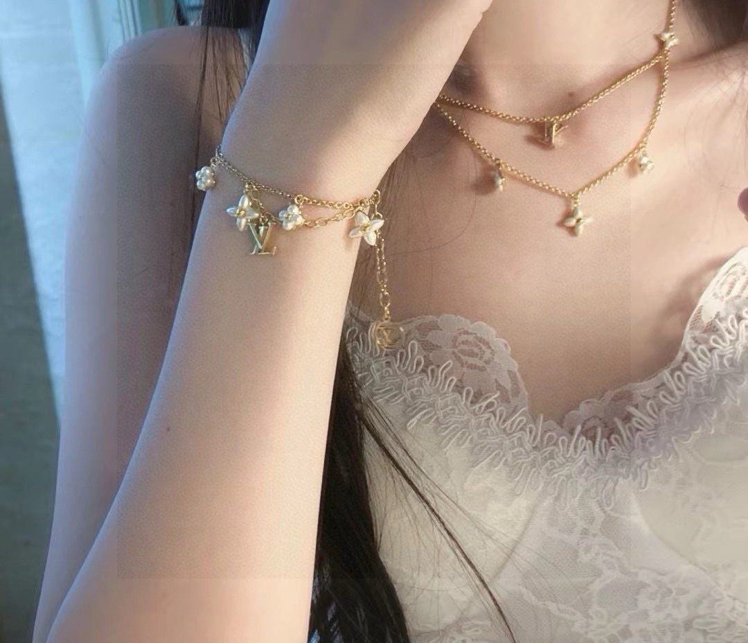LV Necklace